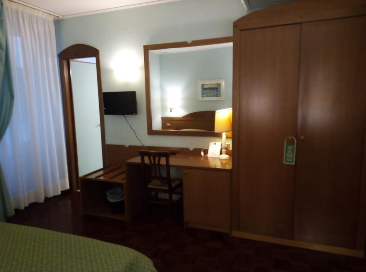 Hotel Arcadia Macerata Exterior photo
