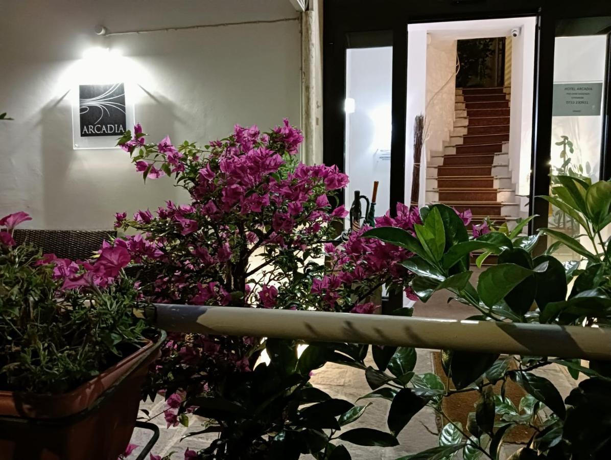 Hotel Arcadia Macerata Exterior photo