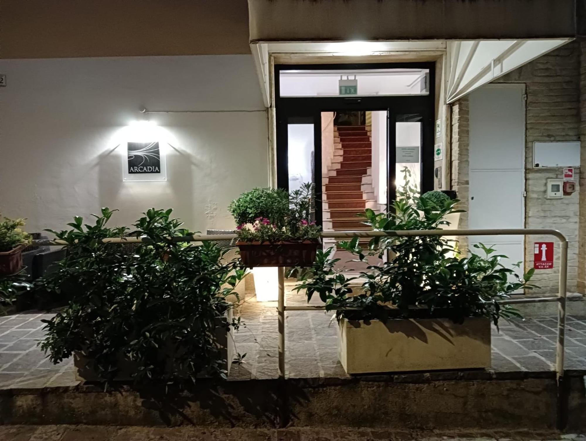 Hotel Arcadia Macerata Exterior photo