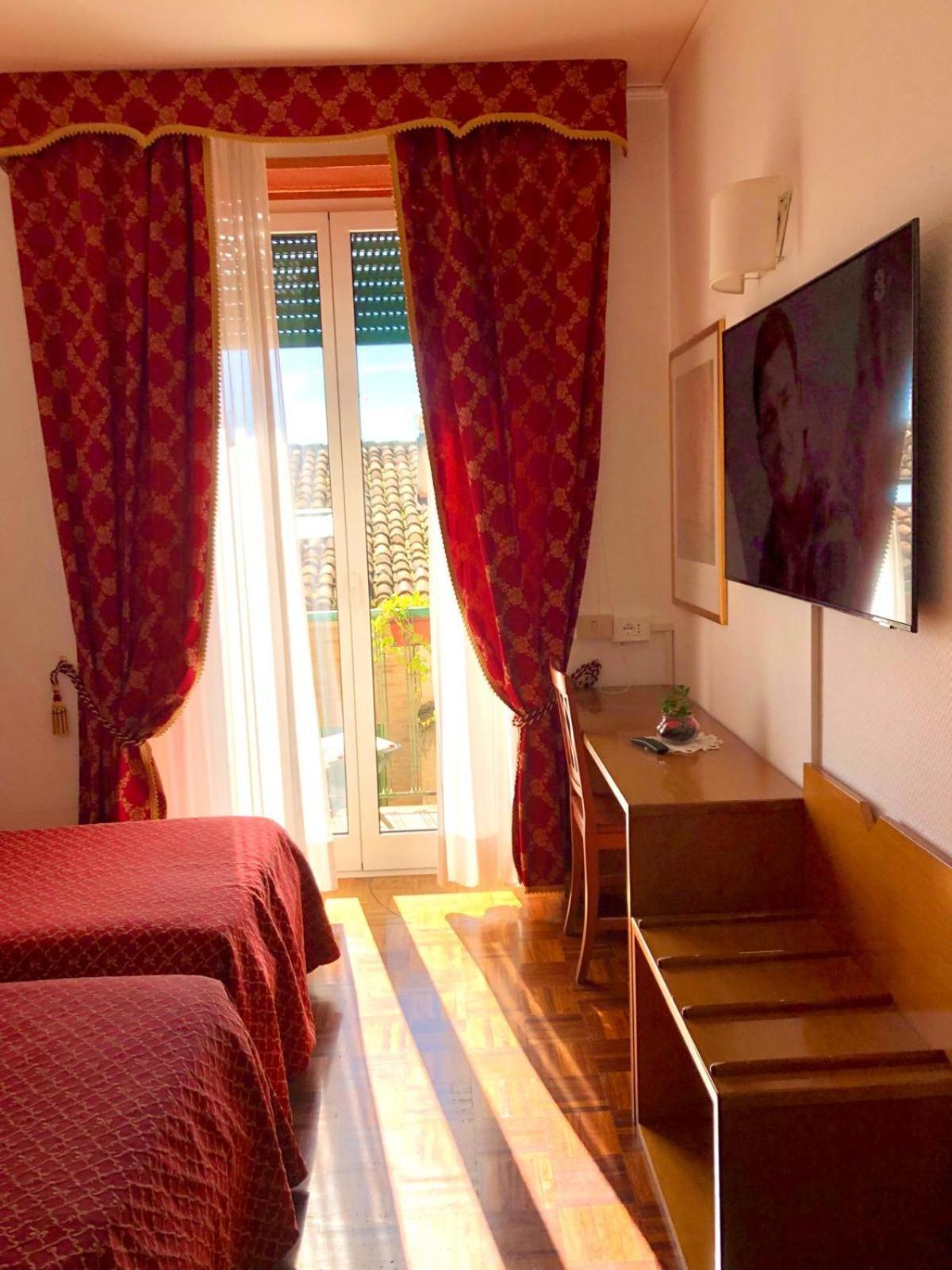 Hotel Arcadia Macerata Exterior photo